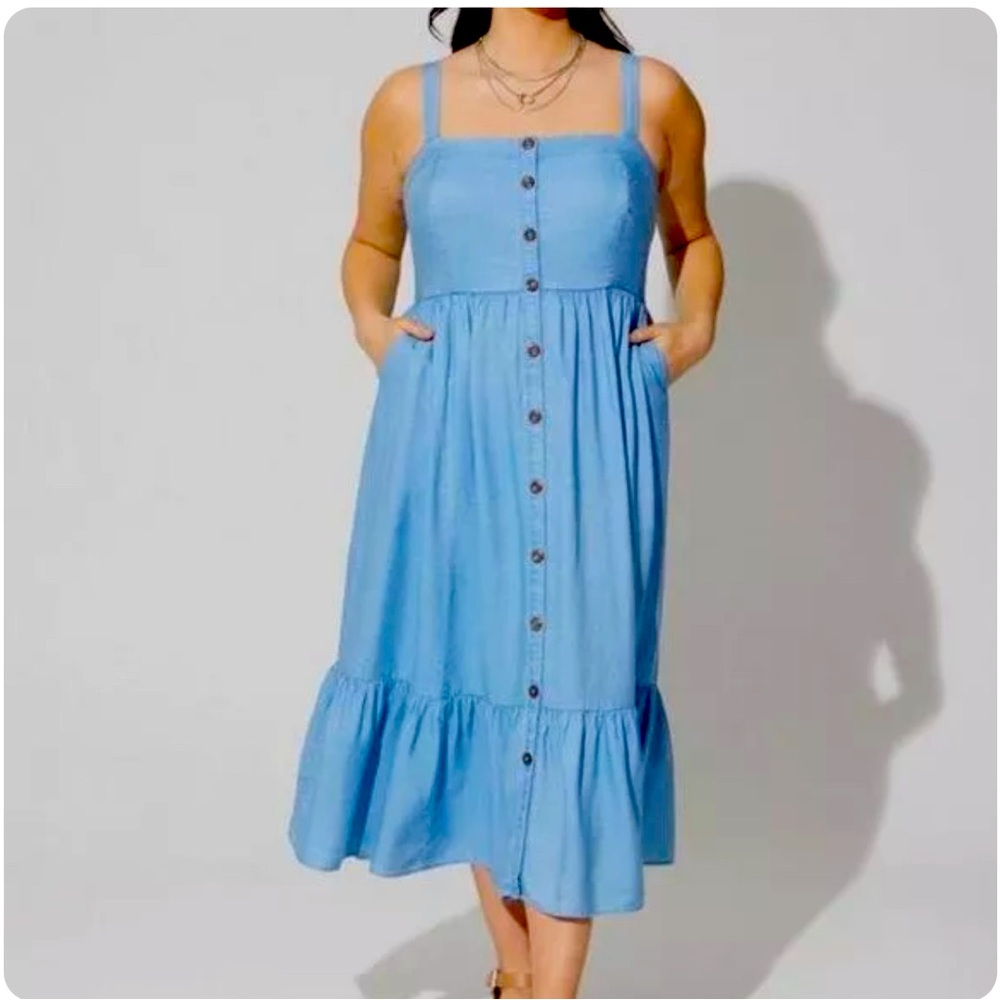 Torrid NWOT Chambray Smocked Midi Dress w/pockets